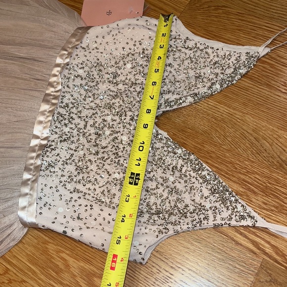 BHLDN Avery Dress in Blush Size 4 - Picture 9 of 11